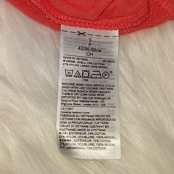 Banana Republic Coral Lace Flutter Sleeve Top - Picture 9 of 10